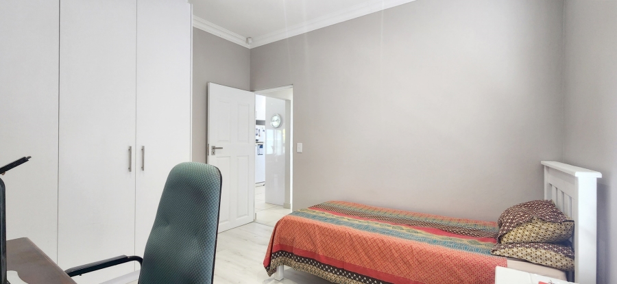 To Let 3 Bedroom Property for Rent in Agulhas Western Cape